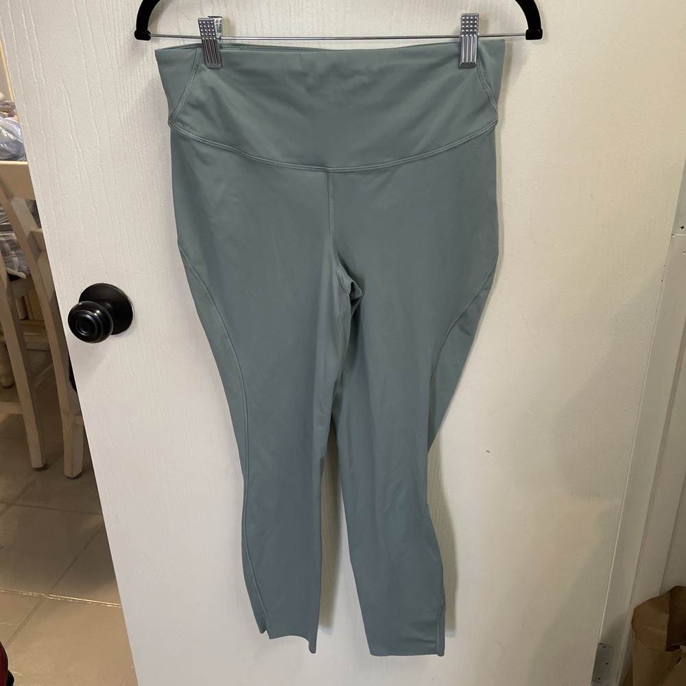 Lululemon Blue Classic Athletic Legging Woman's 10 Raw Hemline